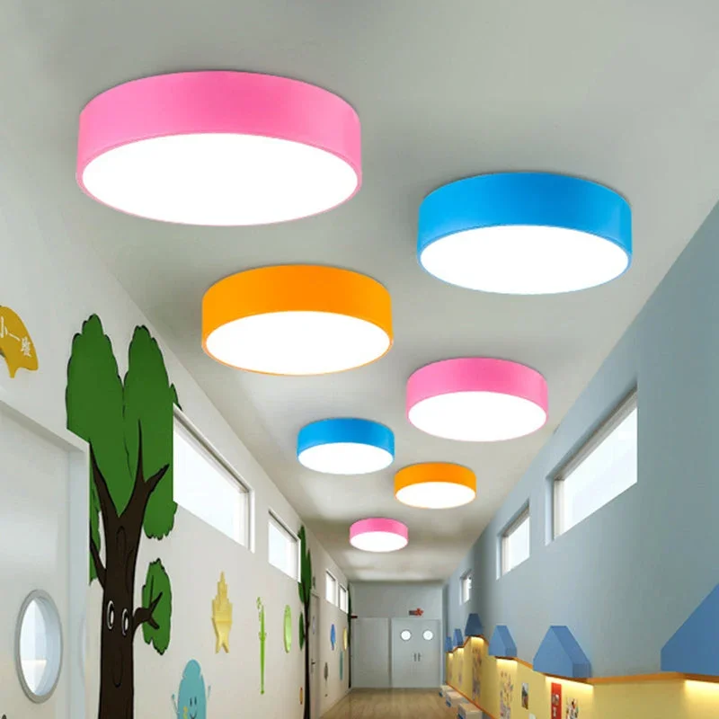LED-Deckenleuchte für Kinderzimmer – farbenfrohes Design mit Dimmae-Beleuchtung und Fernbedienung