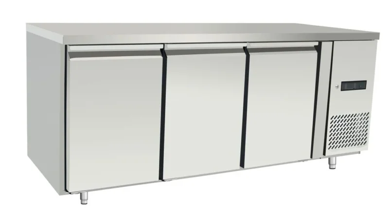 Arktic Kühltheke dreitürig 420 L – Profi Line – 334 l – 230 V / 400 W – 700 × 1795 × H 839 mm – Produktansicht
