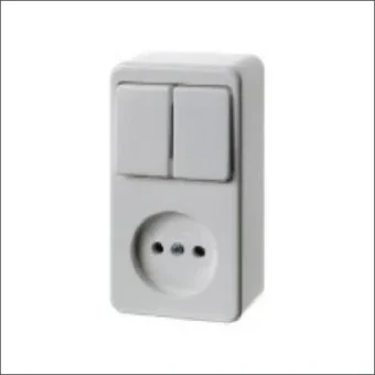 BERKER 61673549 Schakelaar/Steckdose combinatie