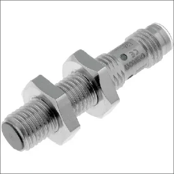 OMRON E2A 7322E Inductieve naderingsschakelaar