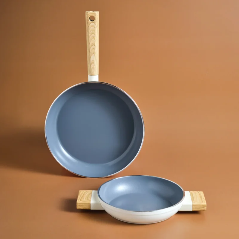 Karaca x Refika Swiss Crystal Creamy Wood Pfannen-Set