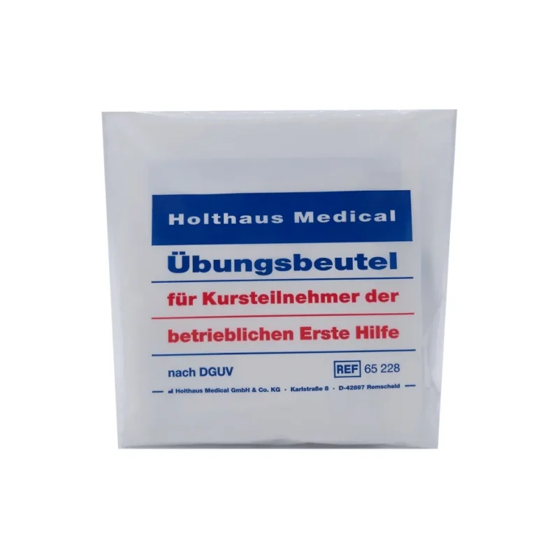 Ein Bild einer weißen Plastikverpackung mit blauem und rotem Text. Die Packung trägt die Aufschrift „Holthaus Übungsbeutel für Kursteilnehmer der betrieblichen Ersten Hilfe, 8-teilig | Packung (1 Stück)“ der Holthaus Medical GmbH & Co. KG, mit der Referenznummer „REF 65 228“ in der unteren rechten Ecke.