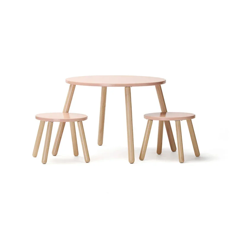 Kids Concept Sitzgruppe aus Tisch und zwei Hockern in apricot