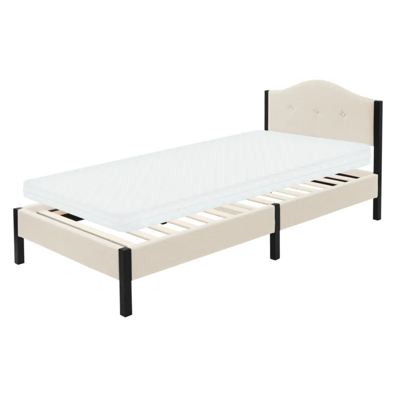Ein einzelnes Bett mit Matratze und slatted frame in hellem Design.