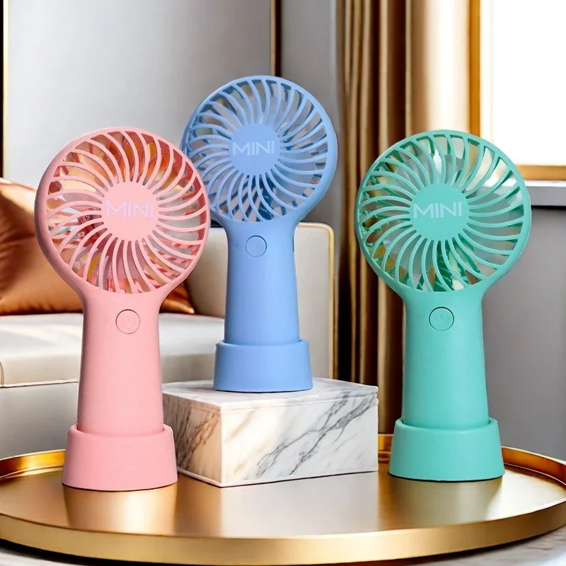 Damen Tragbarer Mini-Handventilator mit ergonomischem Design Karnz