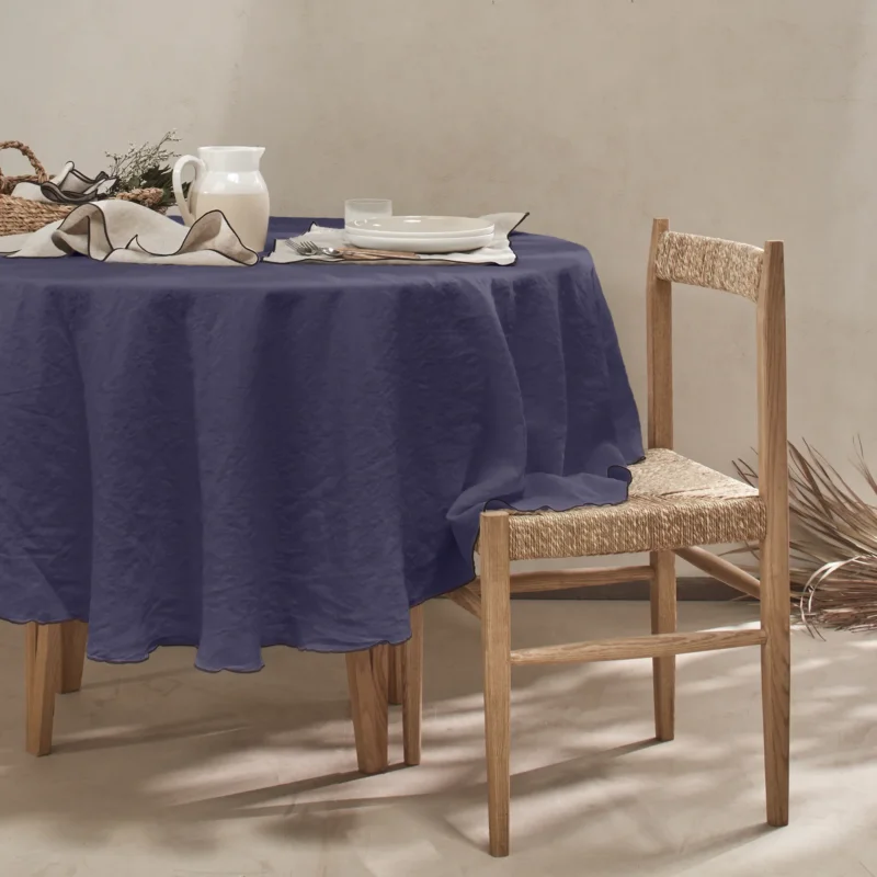 Nappe ronde en lin lavé "Bourdon" bleu nuit