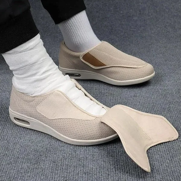 Komfortable orthopädische Schuhe für empfindliche Füße