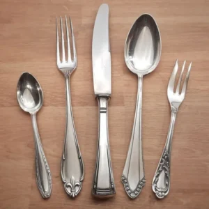 Mix and Match-Besteck, versilbertes Vintage-Besteck für dein perfektes Dinner