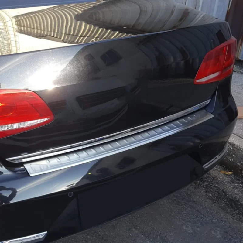 Ladekantenschutz für VW Passat B8 Stufenheck 2014-19 Pre-FL Edelstahl gebürstet