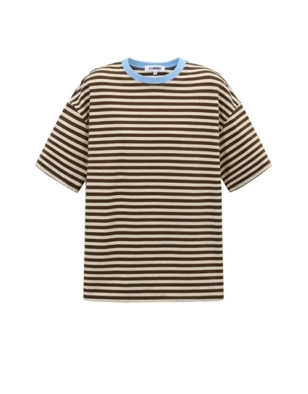 Dunkelbraun gestreiftes Blocked Striped Tee T-Shirt mit blauem Kragen aus Baumwolle mit bequemer Passform für den Alltag von vorne