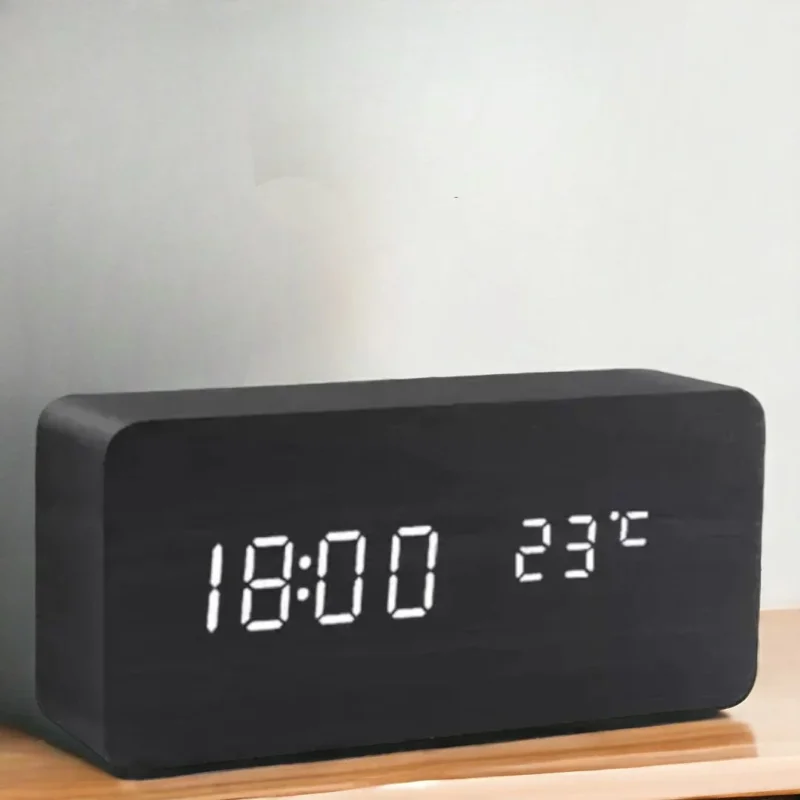 Digitaler Holzwecker – Moderne Technologie mit zeitlosem Holzdesign | Karnz